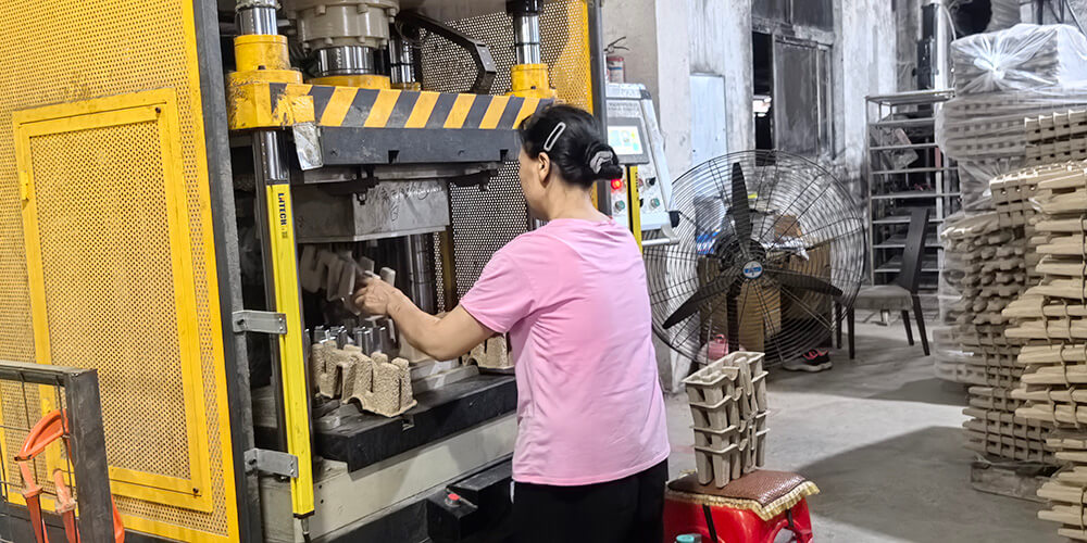 Visit Factory 24